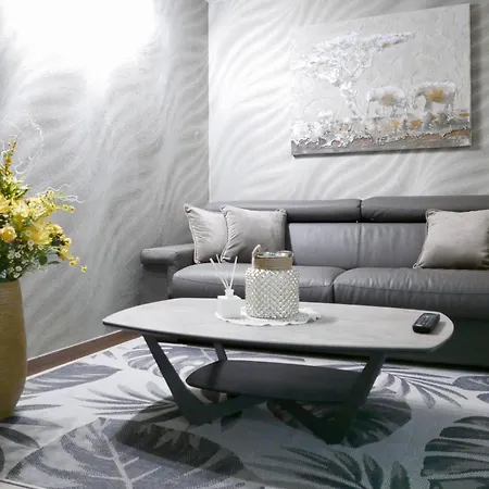 Appartamento Phoenix Garda Hills Sirmione