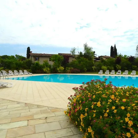 Phoenix Garda Hills Sirmione